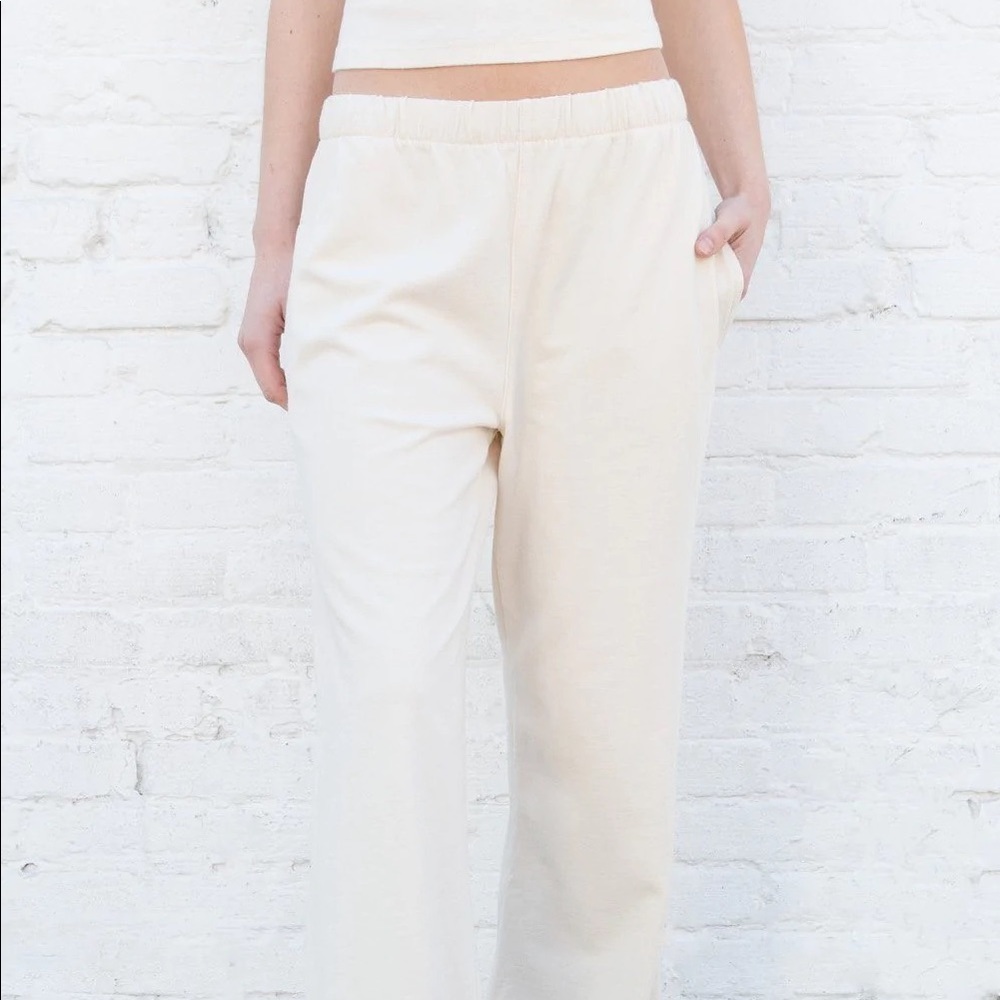 NWT Brandy Melville Cream Anastasia Sweatpants